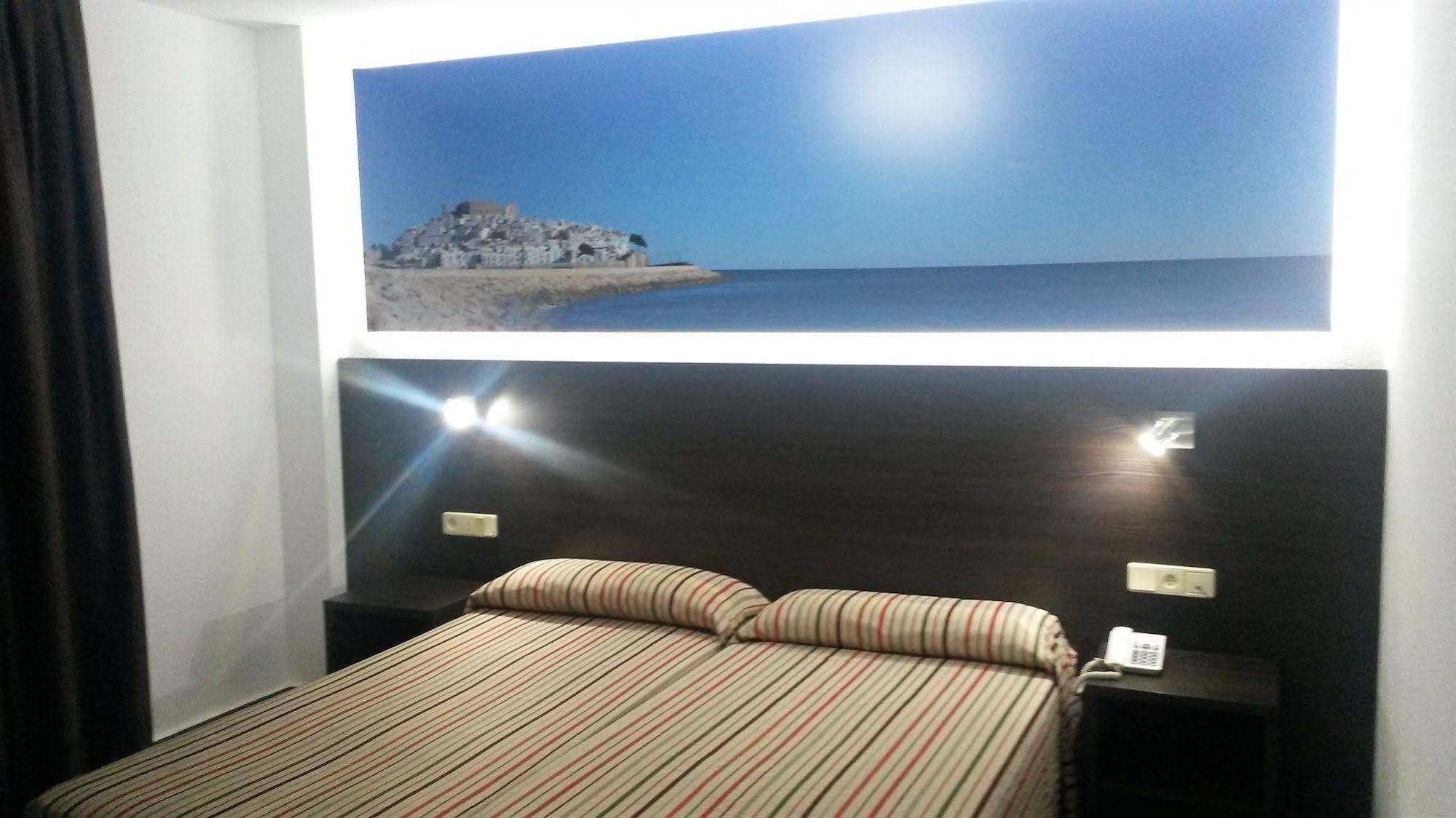 Hotel Prado II Пеніскола Екстер'єр фото